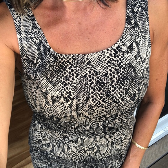 ❌SOLD❌ Michael Kors snake skin dress - Picture 3 of 11